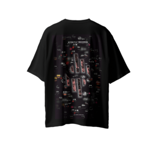 STRICTLY SCARY CAMISETA OVERSIZE